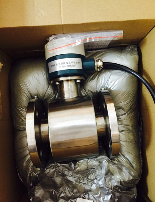 Electromagnetic Flow meter