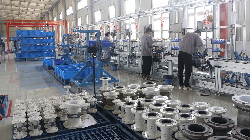 Sản xuất đồng hồ đo lưu lượng từ
