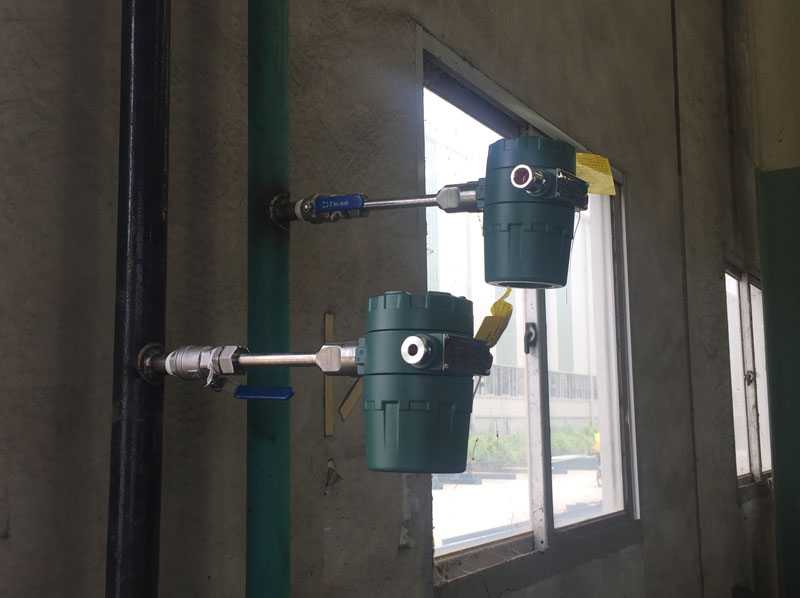 đồng hồ đo lưu lượng không khí đang hoạt động air flow meter working