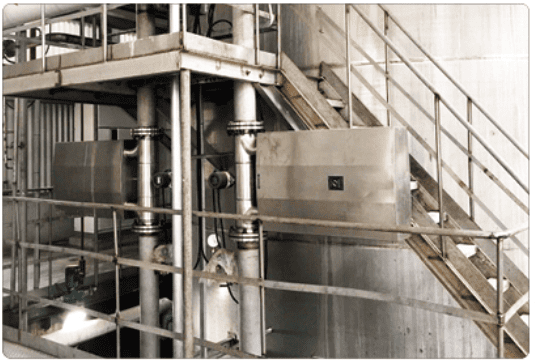 Lưu lượng kế Oriolis để đo lưu lượng bùn oriolis flow meter for slurry flow measurement