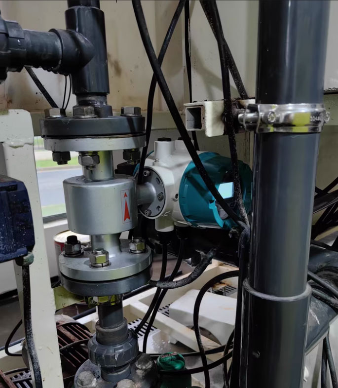 Máy đo lưu lượng từ tính dùng để đo lưu lượng natri hypoclorit. magnetic flow meter for sodium hypochlorite flow measurement